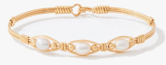 Bella Bracelet- 14K Gold Artist Wire- Size 7.5