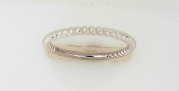Ladies 14 karat White Gold Twisted Band Size 6.5