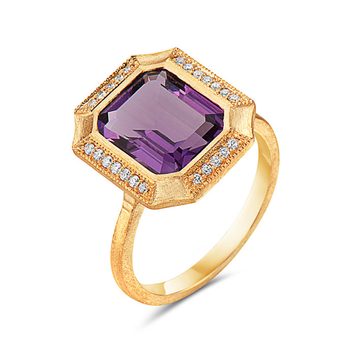 Ladies 14 Karat Yellow Gold Fashion Ring With 3.27Tw Emerald Cut Amethyst And 0.12Tw Round H/I Si2 Diamonds Size 7