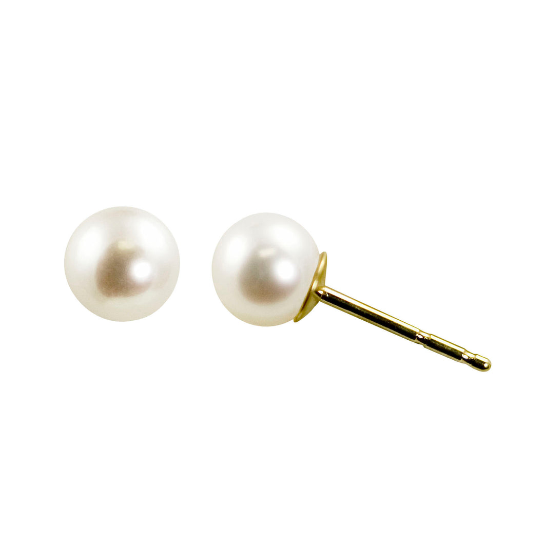 Ladies 14 Karat Yellow Gold 5MM Akoya Pearl Stud Earrings