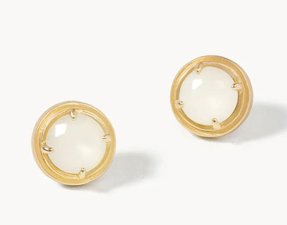 Crema Stud Earrings