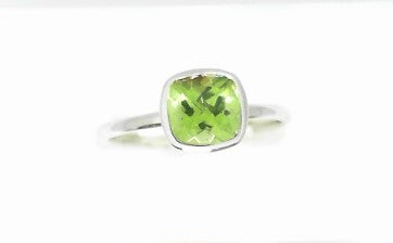 Ladies 14 Karat White Gold All Colored Jewelry Ring With 1.00Tw Cushion Cut Peridot Size 7