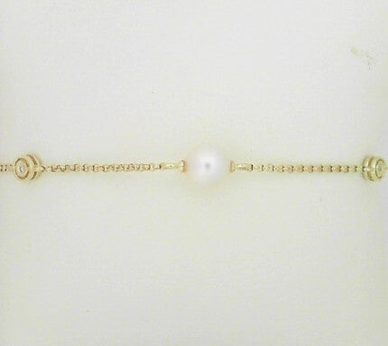 Ladies 14 Karat Yellow Gold Bracelet With 3 Round Pearls And 0.02Tw Round Diamonds