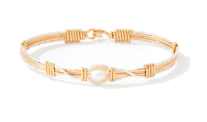 Hold Me Bracelet 7.5 inch
