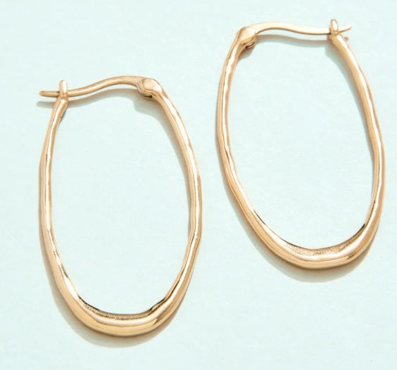 Fiddlers Cove Hoop Earrings Gold Tone