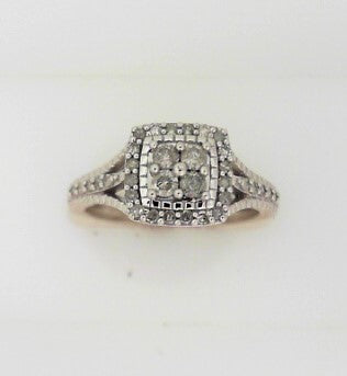 Ladies 10 Karat White Gold Engagement Ring Diamond  0.33tw Round H/I SI3 Diamonds Size 6