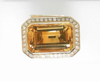 Ladies 14 Karat Yellow Gold Fashion Ring  With 7.00Tw Emerald Cut Citrine And 0.25Tw Round G/H Si2 Diamonds Size 7